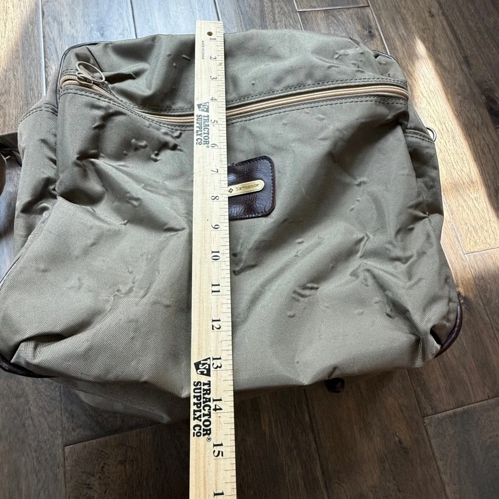 Samsonite Duffel Bag Unisex Large Olive Green Good Vintage Nylon Travel Carry On